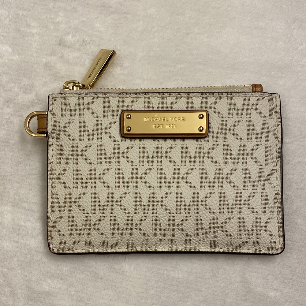Michael Kors Small Wallet in cream